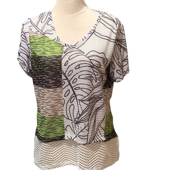 Sportelle Tops - SPORTELLE. S.S.‎ Shirt Palm design. Multi. Breathable. Netlike material. Size L.